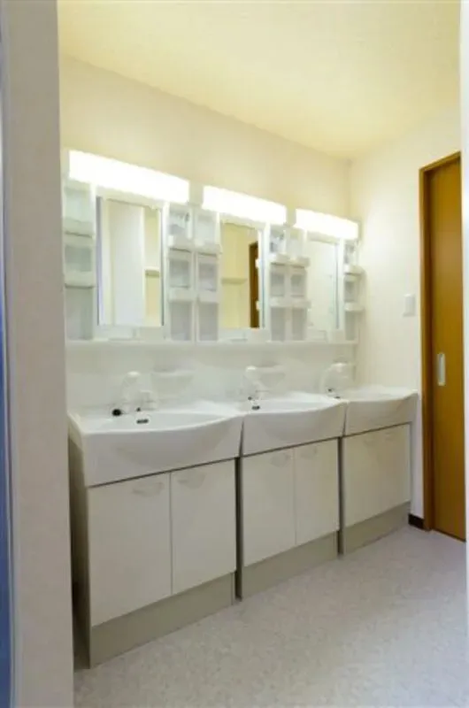 {"ja":null,"en":null,"zh-TW":null,"ru":null}