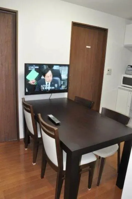 {"ja":null,"en":null,"zh-TW":null,"ru":null}