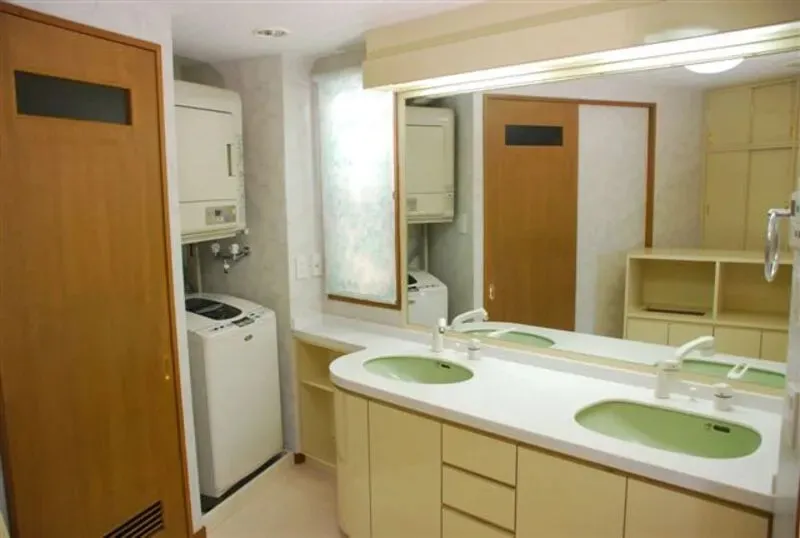 {"ja":null,"en":null,"zh-TW":null,"ru":null}