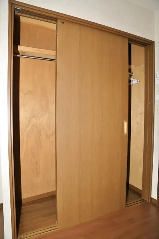 {"ja":null,"en":null,"zh-TW":null,"ru":null}